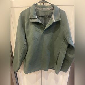 Textured Olive Green Snap-Placket Pullover